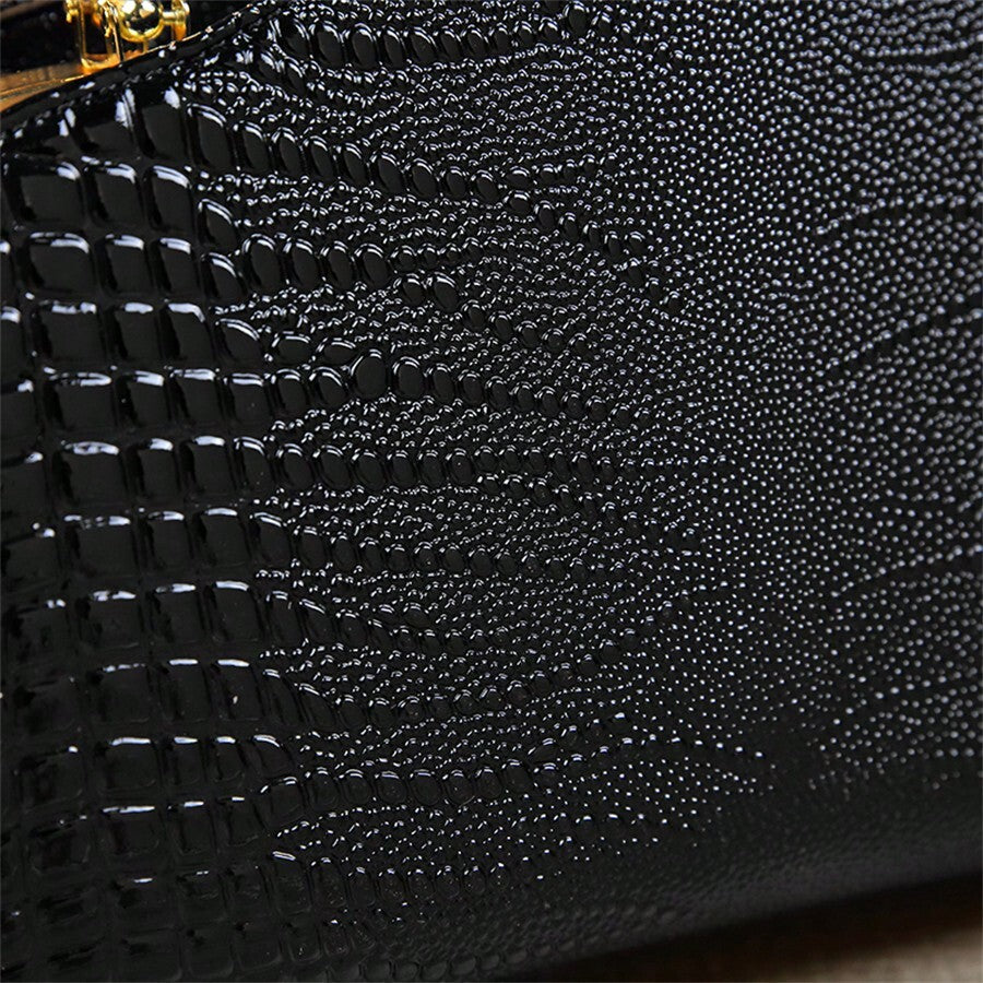 Women's Cloud Pattern Handbag Vintage Crocodile Design Shoulder Crossbody Bag Elegant Classic Tote Purse Casual Daily Work Fashion